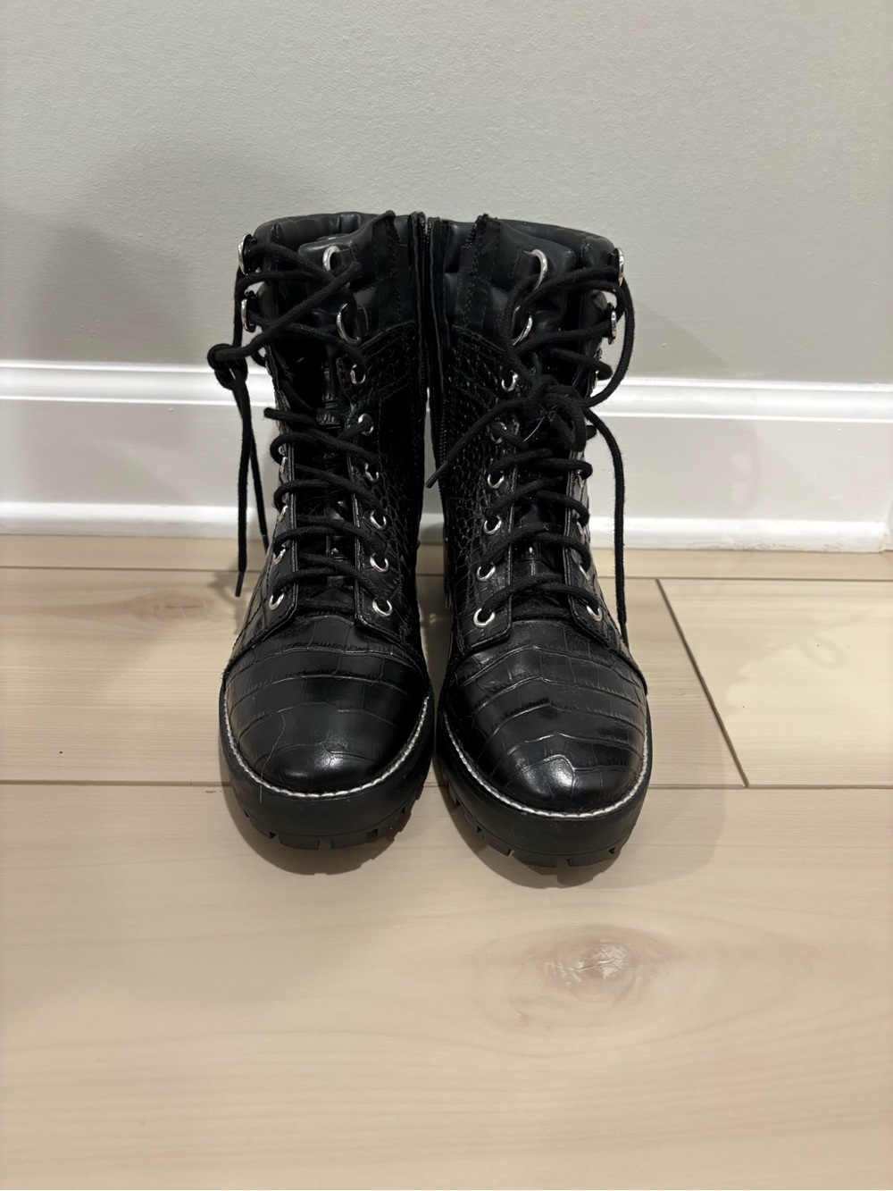 Giani Bini Women's Black Textured Lace-Up Combat Boots